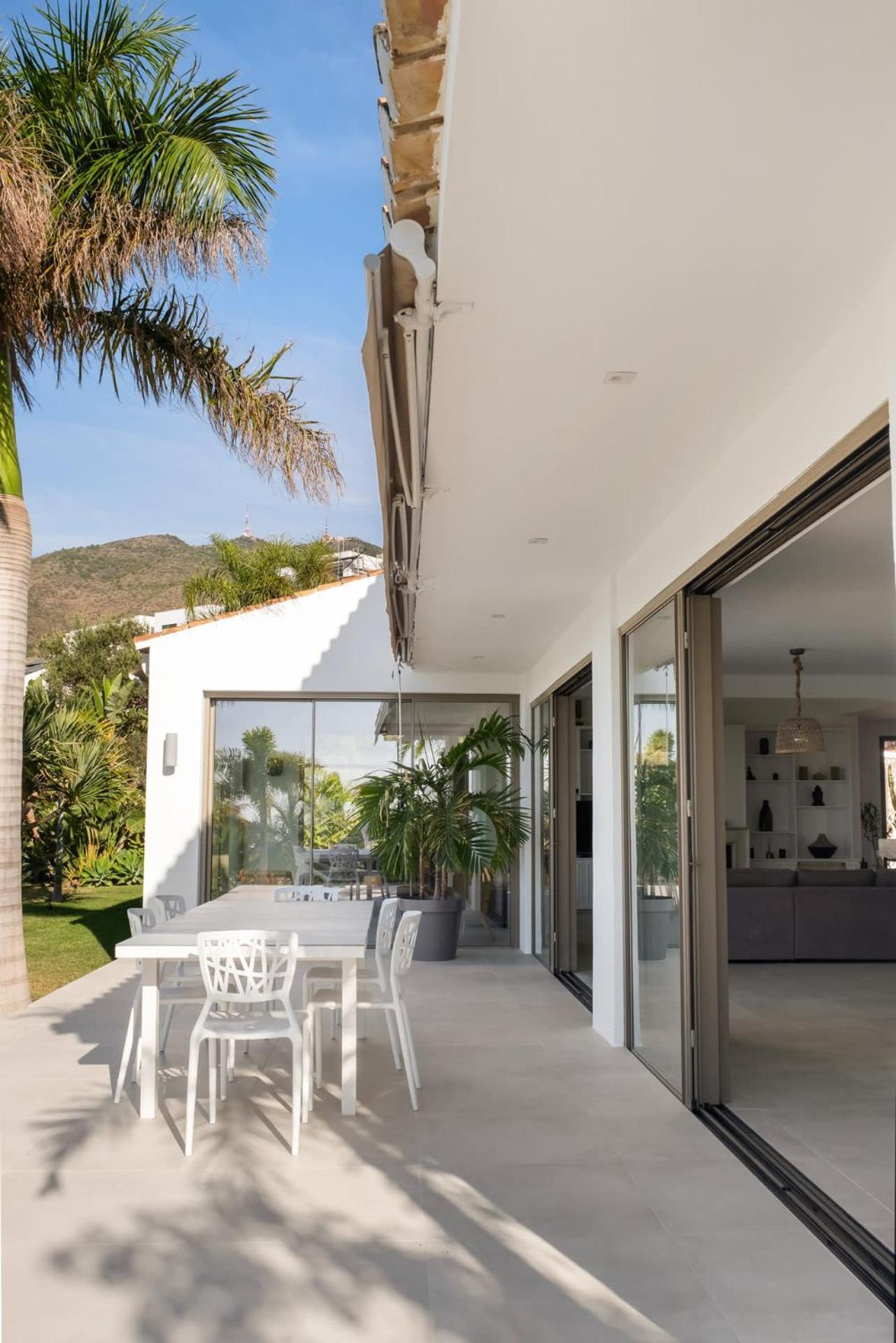 Bed & Breakfast In Villa Eden Palm Benalmádena Exterior foto